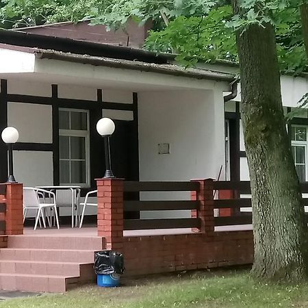 Hostel Dworek Osiecki Koral Osieki  Exterior foto