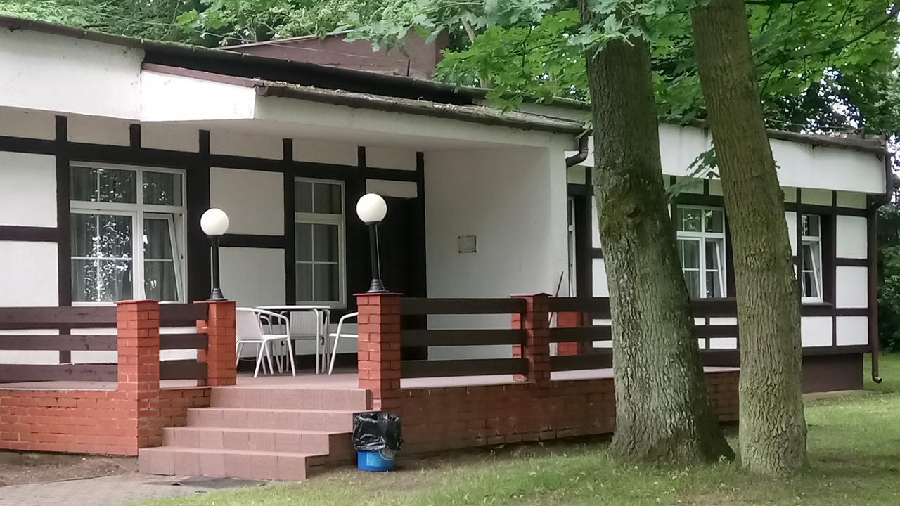Hostel Dworek Osiecki Koral Osieki  Exterior foto