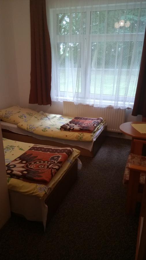 Hostel Dworek Osiecki Koral Osieki  Exterior foto